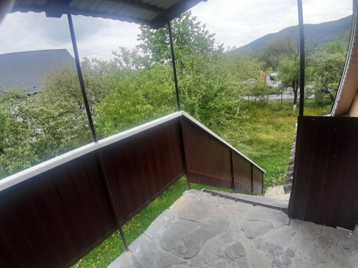 Appartement Barlig à Yaremtche Extérieur photo